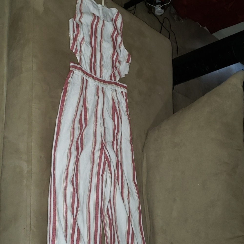 Cute one piece jumpsuit, Never worn, but no tag